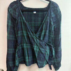 Old Navy Puff Sleeve Plaid Blue/Green Smocked Wrap Blouse Tartan Plaid Size M